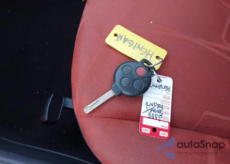 2008 Smart Fortwo Passion/Pure из США, поврежденный, VIN WMEEJ31X68K170400